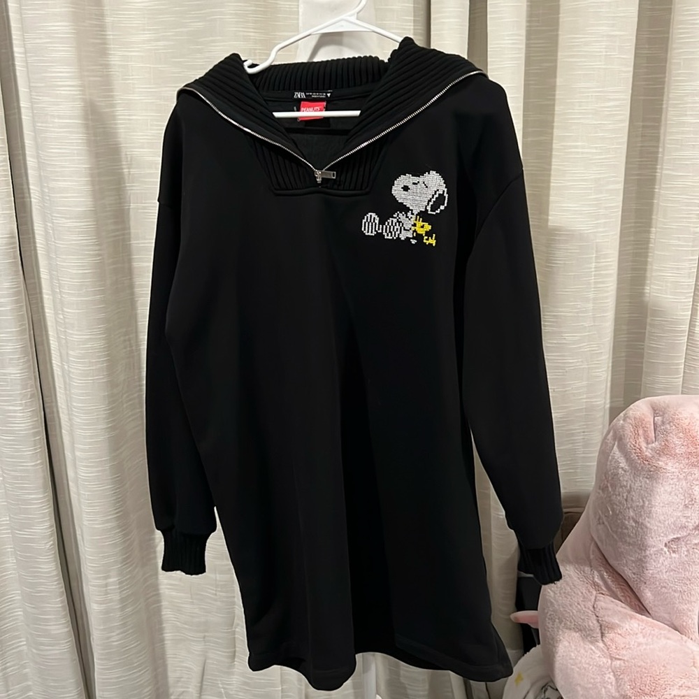 Snoopy long sweater